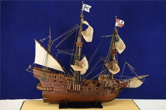 Maquette-Bois-Navire-de-Guerre