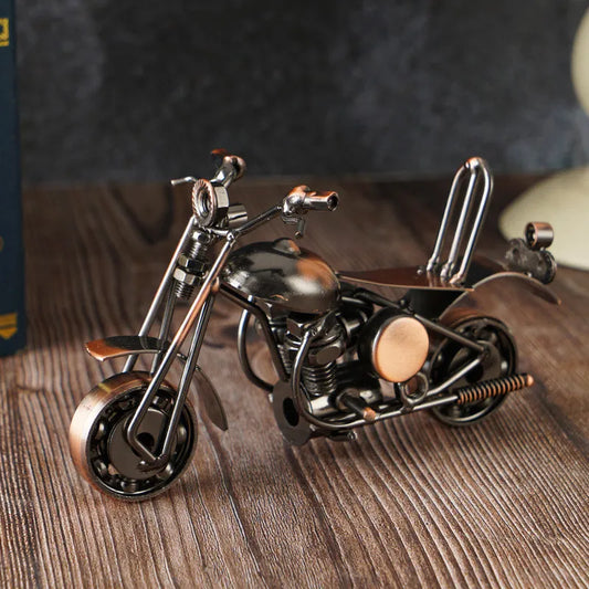 Maquette-Moto-Metal-Vintage